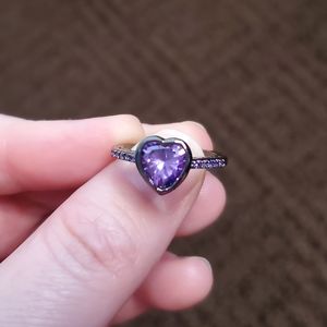 Stunning gunmetal grey & purple ring